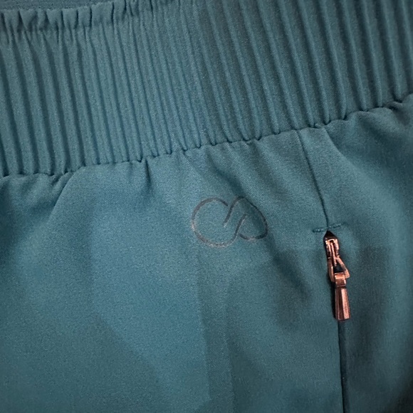 Women’s Calia lined athletic shorts. Zippered pocket, elastic waistband - Picture 4 of 4